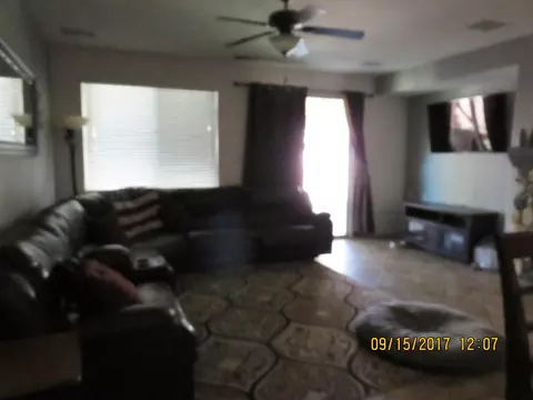 5837 Spice St, Lancaster, CA 93536 photo 10