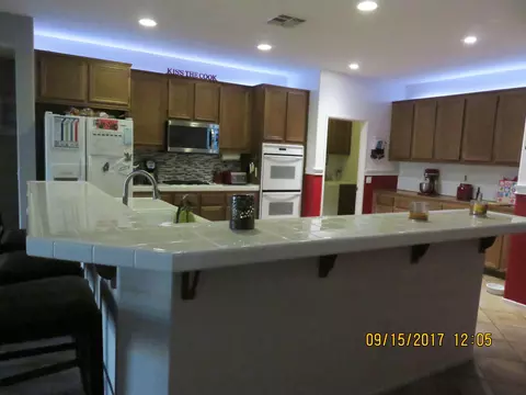 5837 Spice St, Lancaster, CA 93536 photo 4