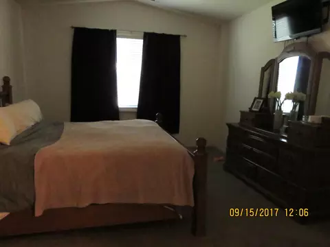 5837 Spice St, Lancaster, CA 93536 photo 11