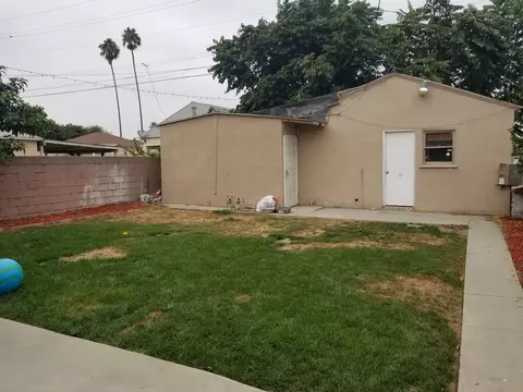 701 School St W, Compton, CA 90220 photo 6