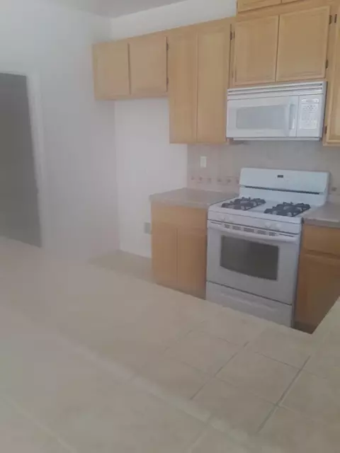 1832 Lingard St E, Lancaster, CA 93535 photo 10