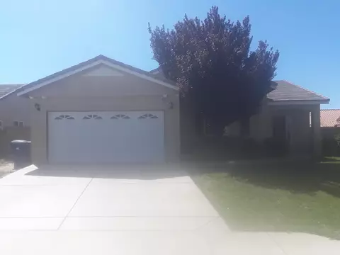 1832 Lingard St E, Lancaster, CA 93535 photo 1