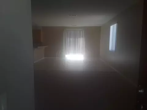 1832 Lingard St E, Lancaster, CA 93535 photo 2