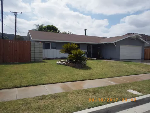 5450 Mildred St, Simi Valley, CA 93063 photo 1