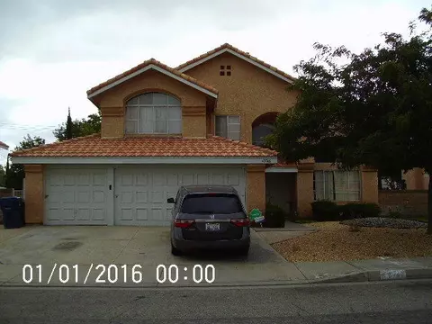 43740 Birchtree Ave, Lancaster, CA 93534 photo 1