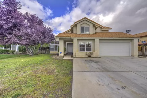 43751 Dana Dr, Lancaster, CA 93535 photo 1