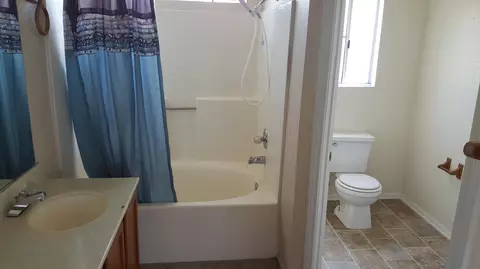 1027 Glenn, Lancaster, CA 93535 photo 27