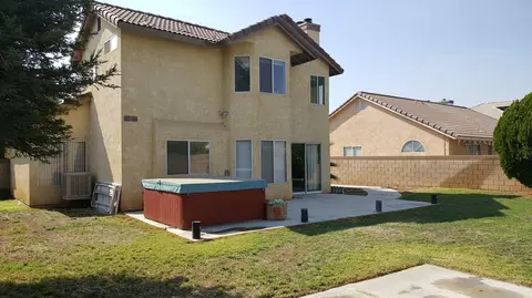 1027 Glenn, Lancaster, CA 93535 photo 23