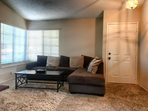 4624 Table Mountain Rd, Palmdale, CA 93552 photo 3