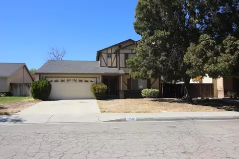 45111 Colleen Dr, Lancaster, CA 93535 photo 1