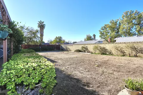 607 Ave J5 E, Lancaster, CA 93535 photo 11