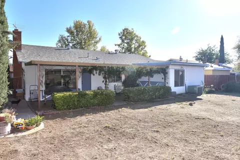 607 Ave J5 E, Lancaster, CA 93535 photo 12