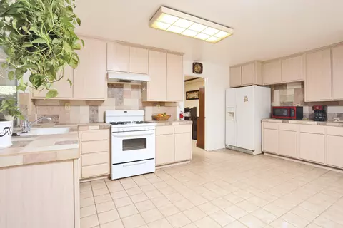 607 Ave J5 E, Lancaster, CA 93535 photo 20