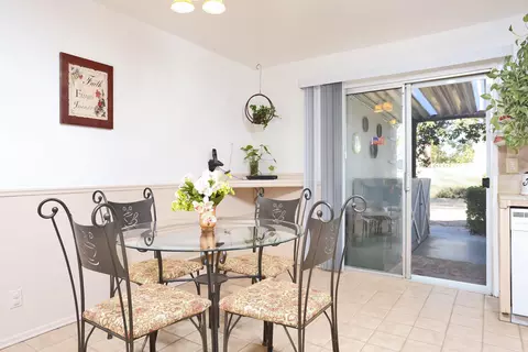 607 Ave J5 E, Lancaster, CA 93535 photo 23