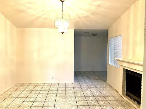 1841 Horizon Ln, Lancaster, CA 93535 photo 2