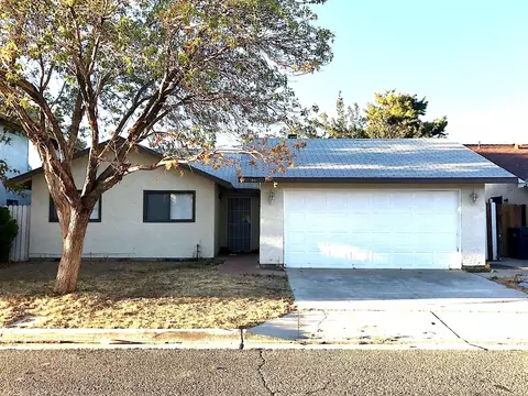 1841 Horizon Ln, Lancaster, CA 93535 photo 1