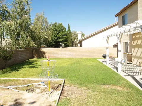 1744 Windermere Dr, Lancaster, CA 93534 photo 13
