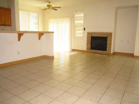 1744 Windermere Dr, Lancaster, CA 93534 photo 18
