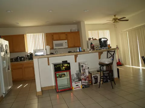 1744 Windermere Dr, Lancaster, CA 93534 photo 9