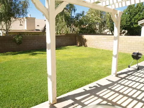 1744 Windermere Dr, Lancaster, CA 93534 photo 10