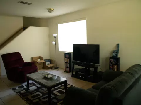 1744 Windermere Dr, Lancaster, CA 93534 photo 4