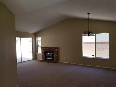 629 Trixis Ave, Lancaster, CA 93534 photo 6