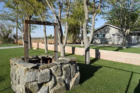 35820 77th St E, Littlerock, CA 93543 photo 3