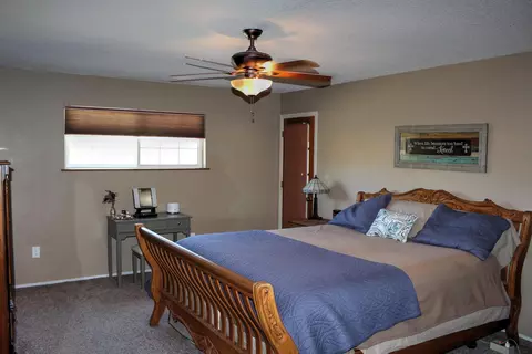 19513 Moon Dr, Tehachapi, CA 93561 photo 13