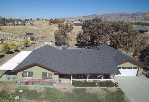 19513 Moon Dr, Tehachapi, CA 93561 photo 5