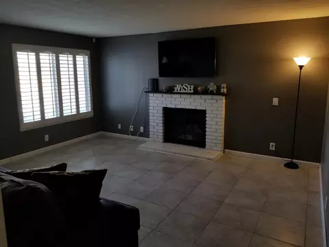 2800 Lingard St E, Lancaster, CA 93535 photo 3