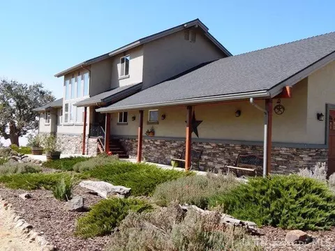 30951 Dapple Grey Ct, Tehachapi, CA 93561 photo 10