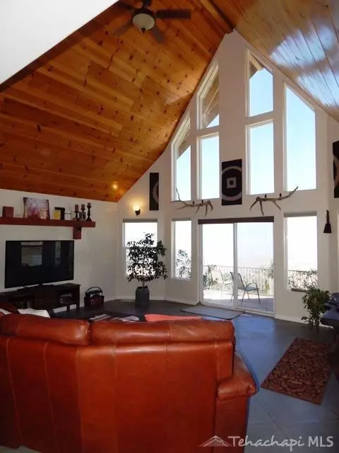 30951 Dapple Grey Ct, Tehachapi, CA 93561 photo 16