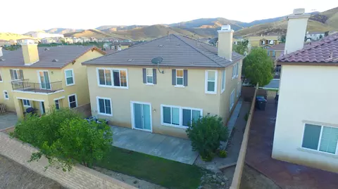 2833 Similax Ct, Palmdale, CA 93551 photo 3