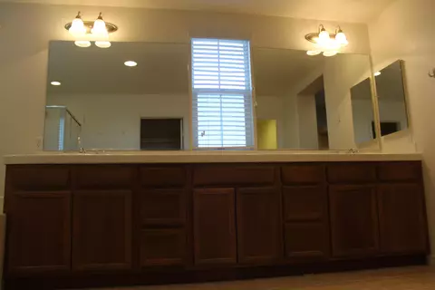2833 Similax Ct, Palmdale, CA 93551 photo 18