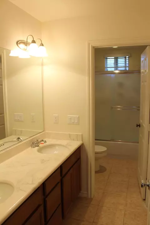 2833 Similax Ct, Palmdale, CA 93551 photo 9