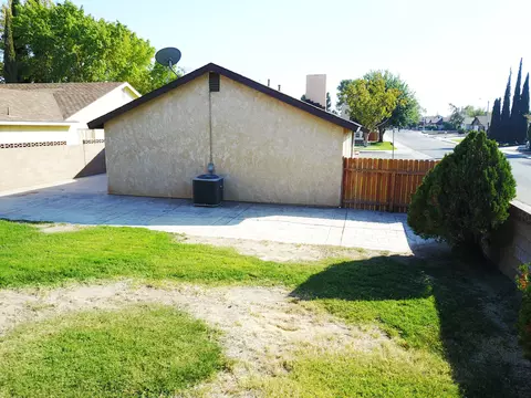 1003 Norberry St E, Lancaster, CA 93535 photo 26