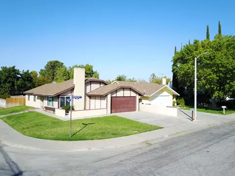 1003 Norberry St E, Lancaster, CA 93535 photo 3