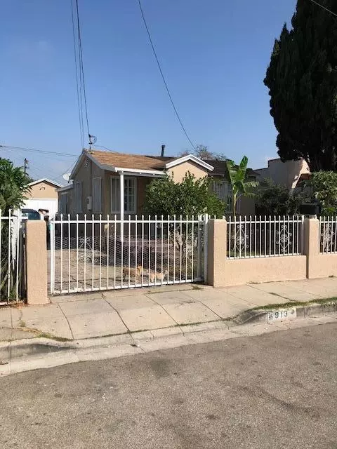 913 Magnolia St W, Compton, CA 90220 photo 1