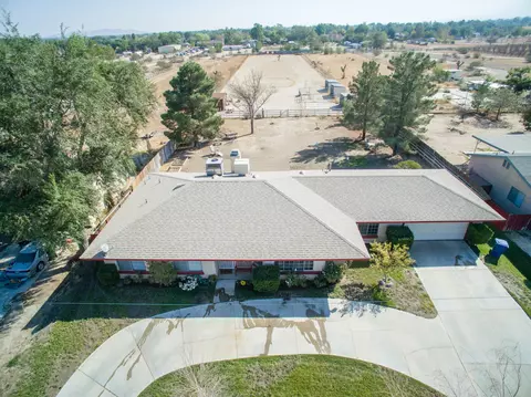36942 92nd St E, Littlerock, CA 93543 photo 2