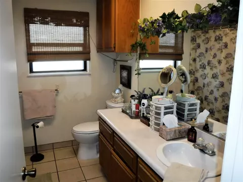 26100 Columbia Way, Tehachapi, CA 93561 photo 10