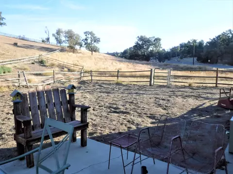 26100 Columbia Way, Tehachapi, CA 93561 photo 15