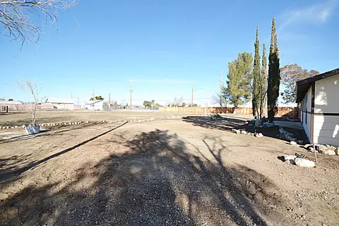 38753 26th St E, Palmdale, CA 93550 photo 18