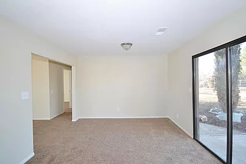 38753 26th St E, Palmdale, CA 93550 photo 9