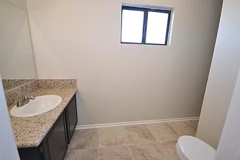 38753 26th St E, Palmdale, CA 93550 photo 10