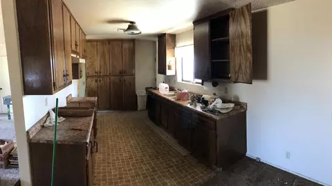 29650 Horsethief Dr, Tehachapi, CA 93561 photo 2