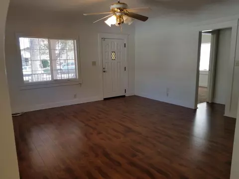 44431 Beech Ave, Lancaster, CA 93534 photo 4