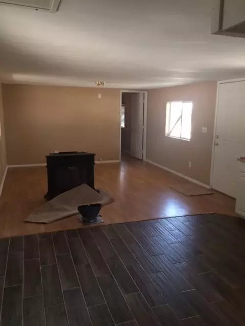 1451 E Balboa Ave, Mojave, CA 93501 photo 5