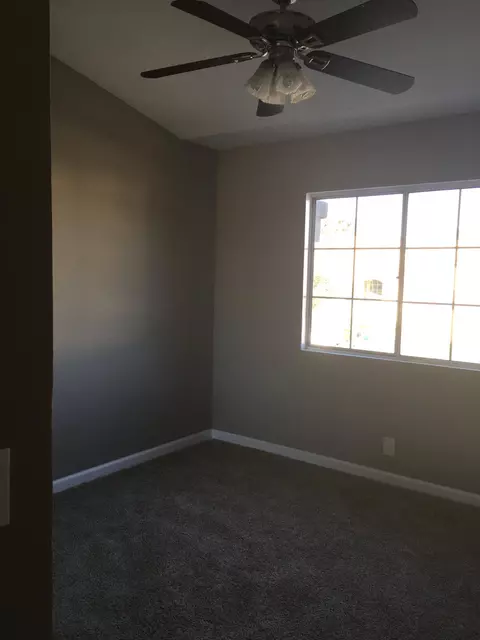 44523 Stillwater Dr, Lancaster, CA 93536 photo 15
