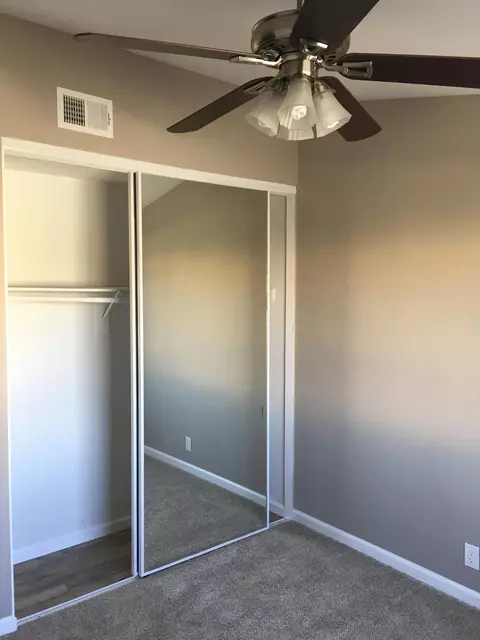 44523 Stillwater Dr, Lancaster, CA 93536 photo 16