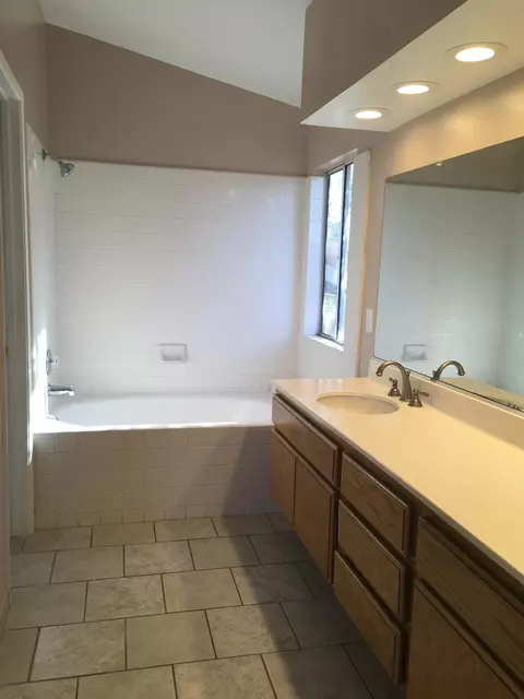 44523 Stillwater Dr, Lancaster, CA 93536 photo 20
